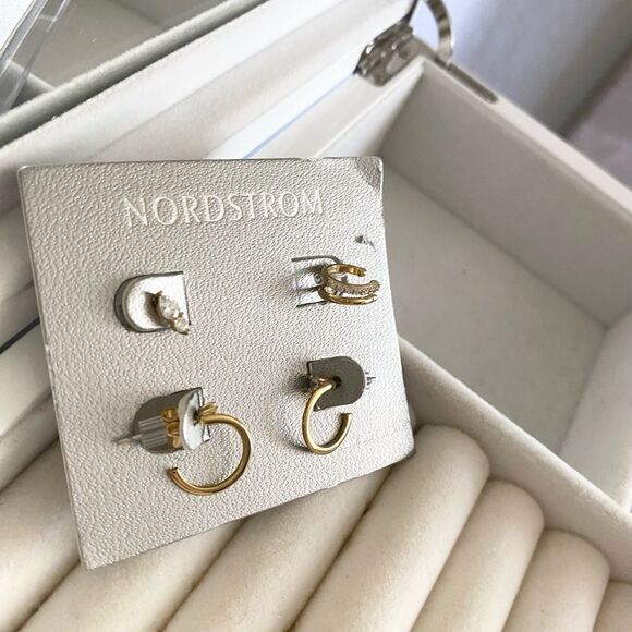 Earring set  - Picture 3 of 3